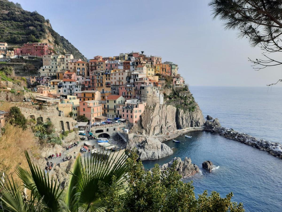 Appartamento I Soffioni ลาสเปเซีย ภายนอก รูปภาพ